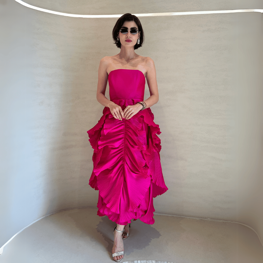 red dress, black dress, white dress, flounge, F.Lounge, dress, dresses, black dress, white dress, maxi dress, dress for women, long dress, kaftan, women dress, clothing, clothes, long, mode, luxury brands, plus size, فستان, فستان ابيض, فستان طويل,