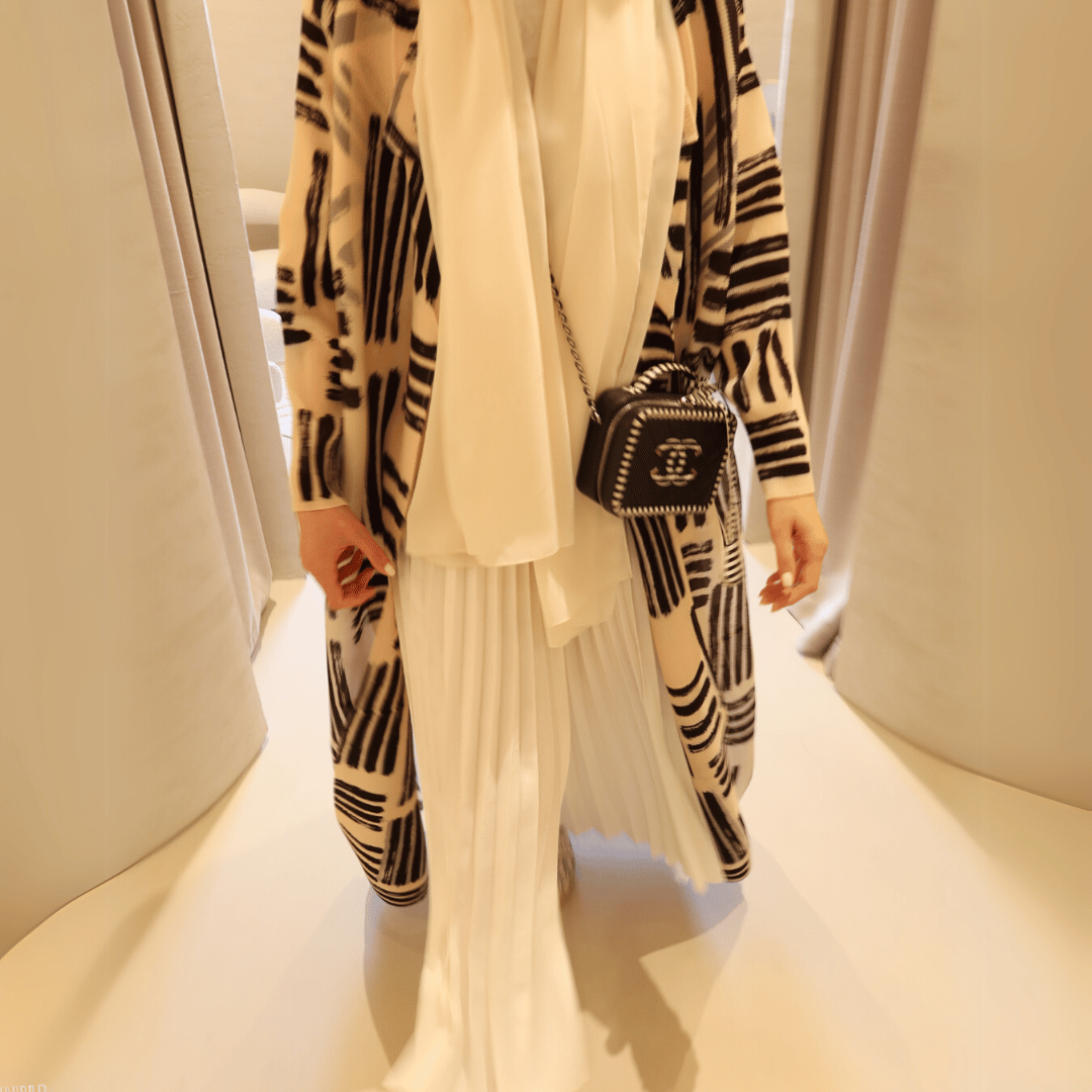 Narrow Pleated Abaya