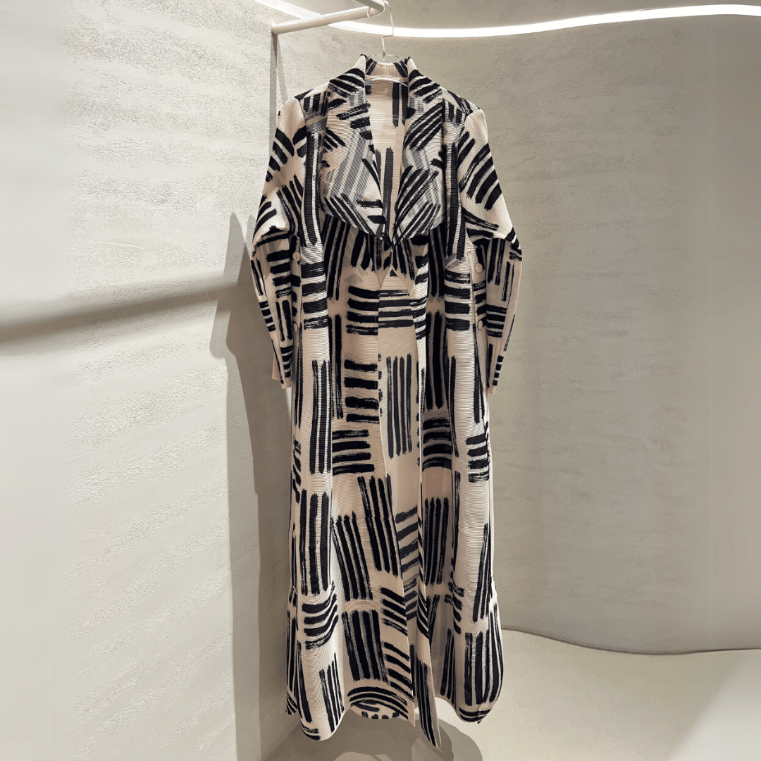 Narrow Pleated Abaya