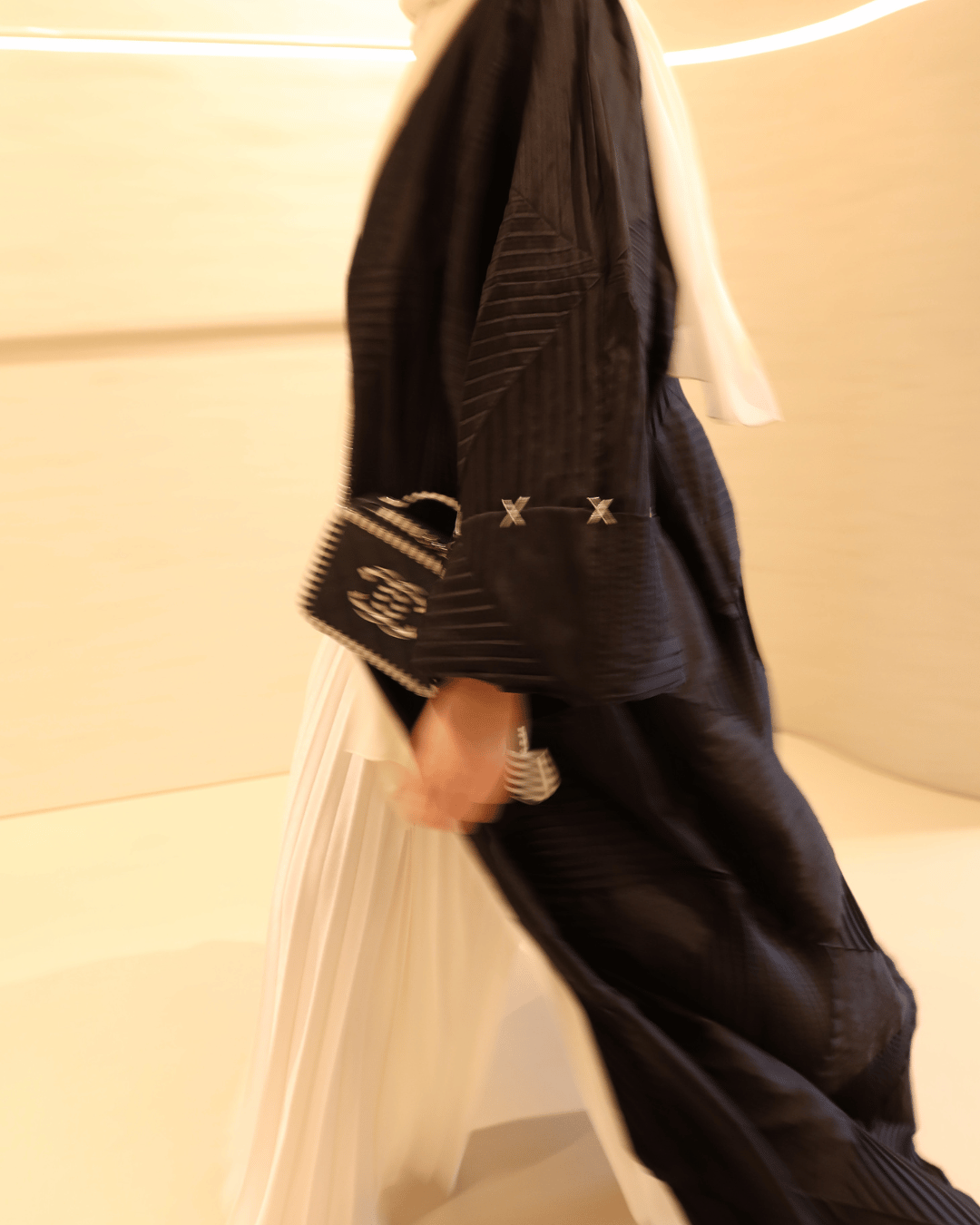 Squared Taffeta Abaya